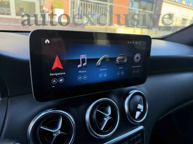 Mercedes-Benz A view 7