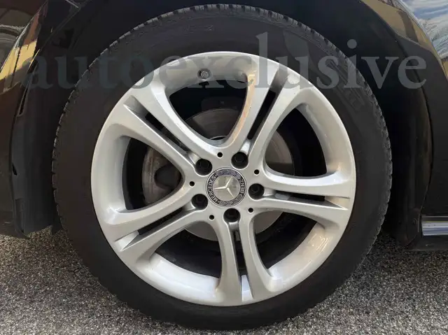 Mercedes-Benz A view 12