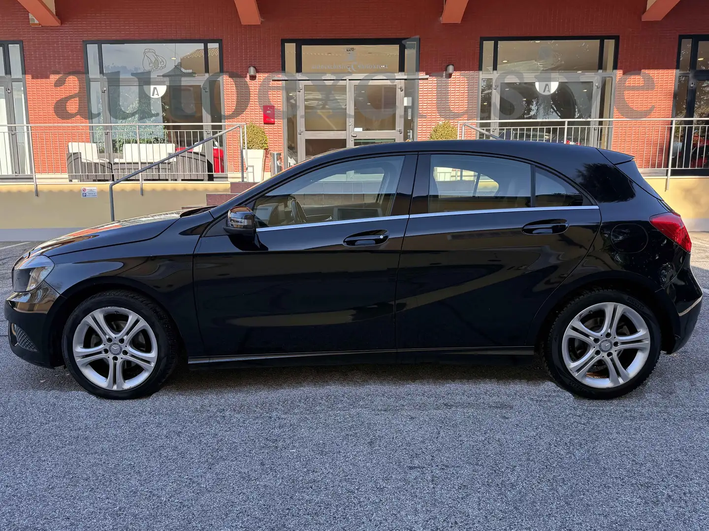 Mercedes-Benz A 160 Classe A 160 cdi Sport SOLO PER COMMERCIANTI AUTO Nero - 2