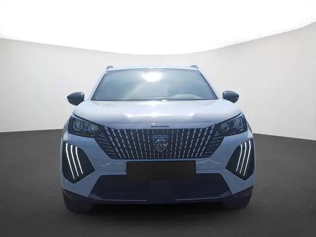Peugeot 2008 view 2