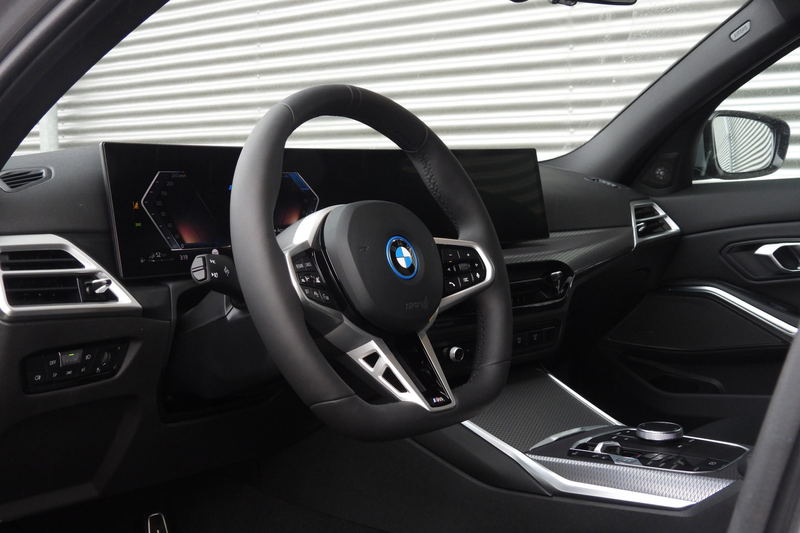 BMW 330 3 Serie 330e M Sport Automaat / Schuif-kanteldak / — photo 14