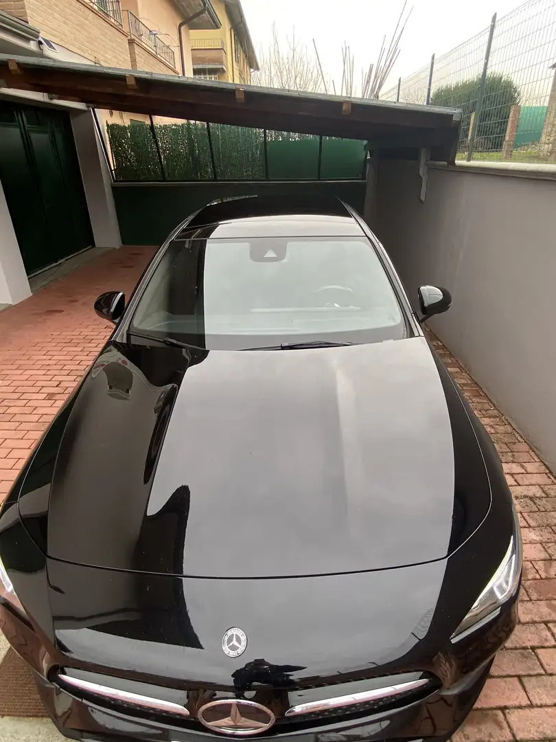 Mercedes-Benz CLA 200 Shooting Brake d Premium 4matic auto Negro - 2