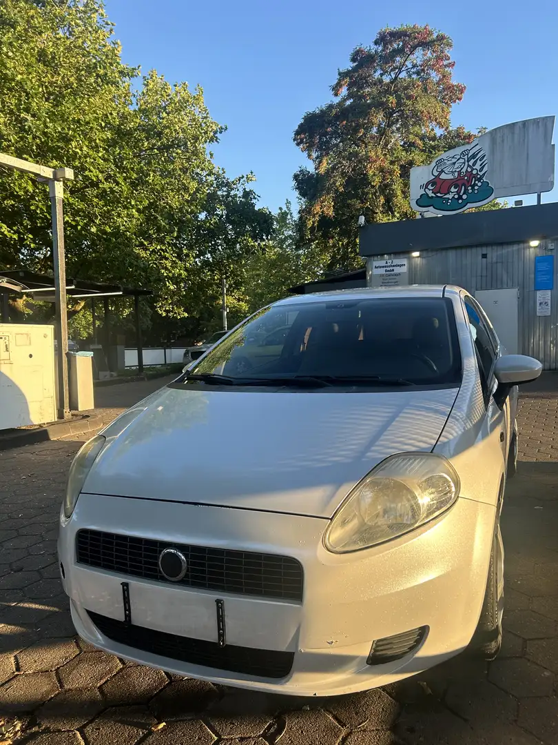 Fiat Grande Punto 1.2 8V Dynamic - 1
