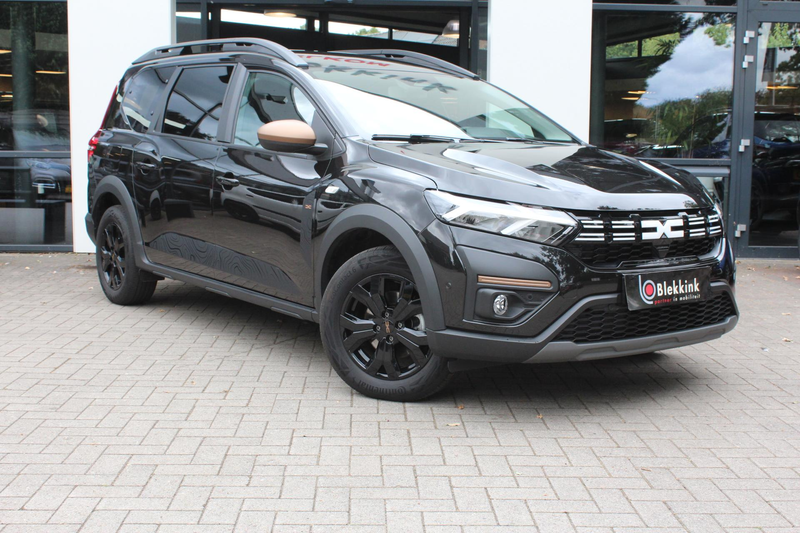 Dacia Jogger 1.6 Hybrid 140 Extreme 7p. — photo 8