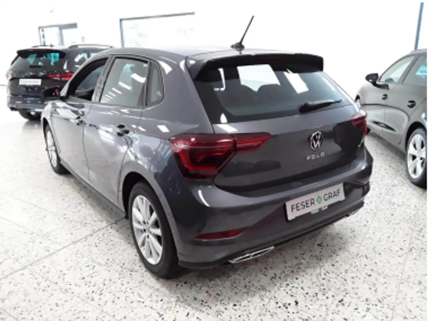 Volkswagen Polo R-Line 1.0l TSI 7-DSG KAMERA NAVI Grau - 2