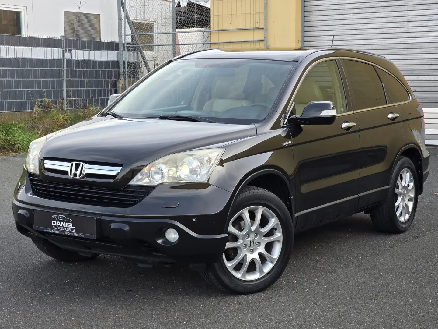 Honda CR-V 2.0i Executive 4WD 1.HAND+ LEDER+NAVI+XENON Schwarz - 2