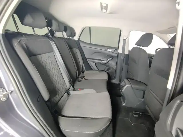 Volkswagen T-Cross view 6