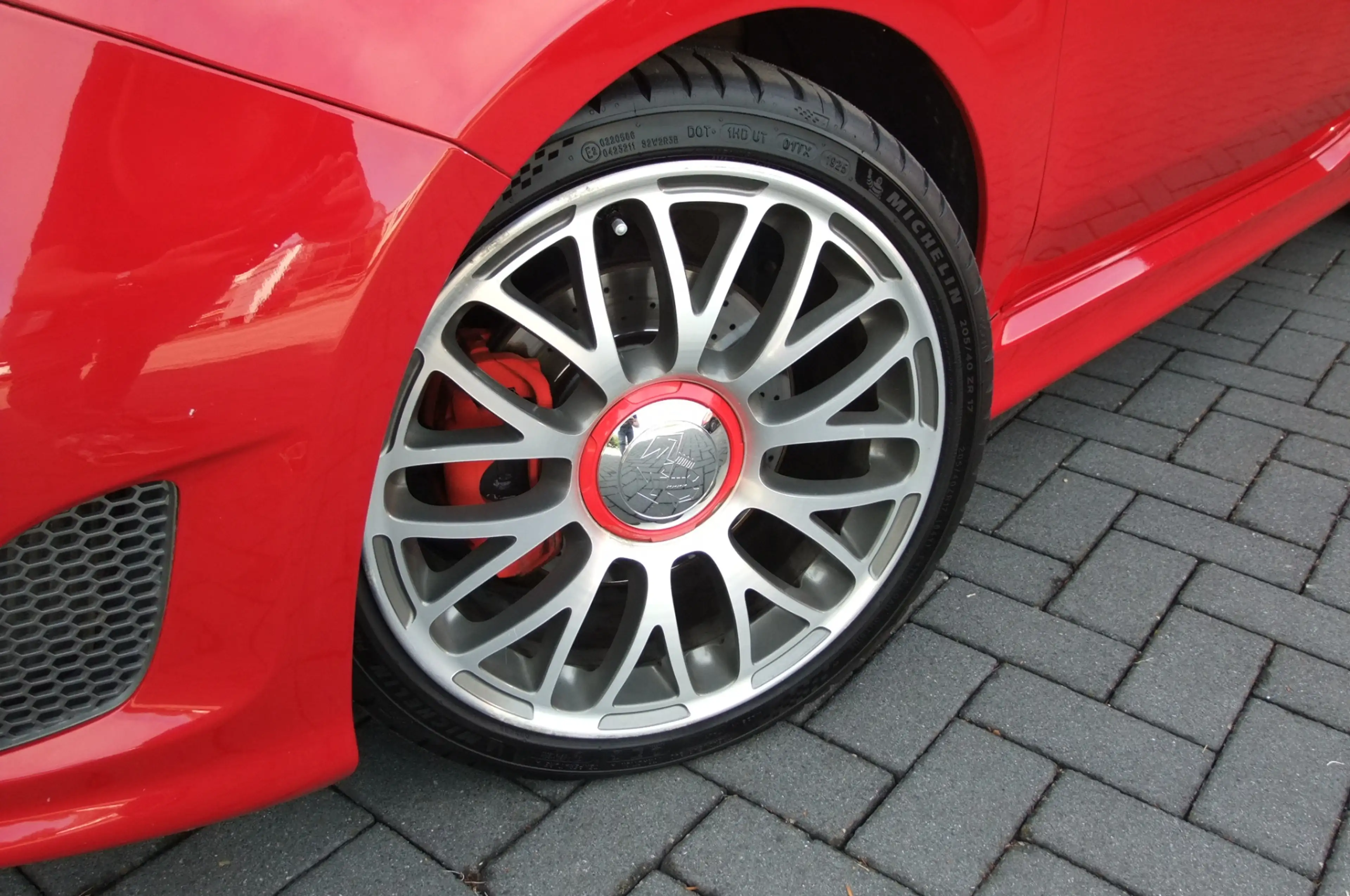 Fiat 500 Abarth 1.4 T-Jet Competizione / Interscope/ 595 / Sabelt — photo 4