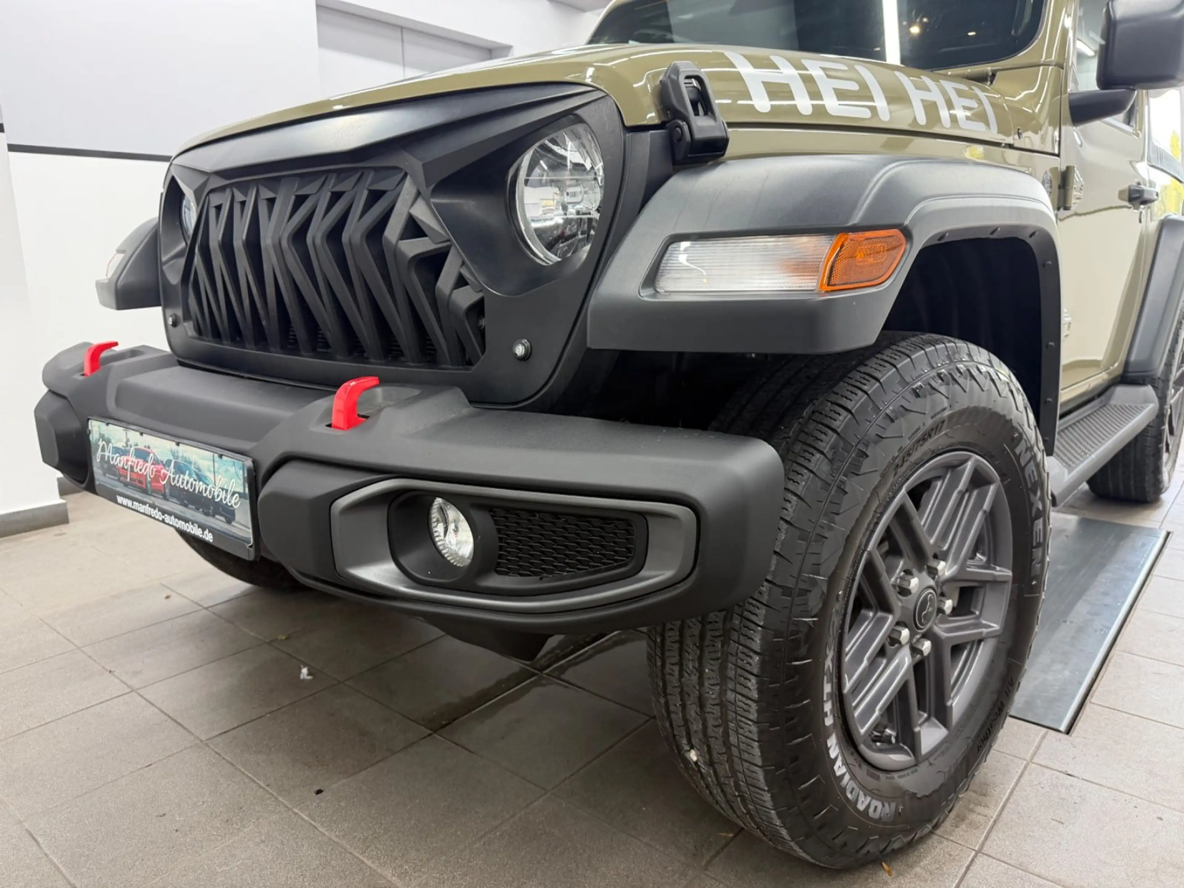 Jeep Wrangler 2.0 Aut. 4x4*2-Door*Sport S*Drab Olive* — photo 2