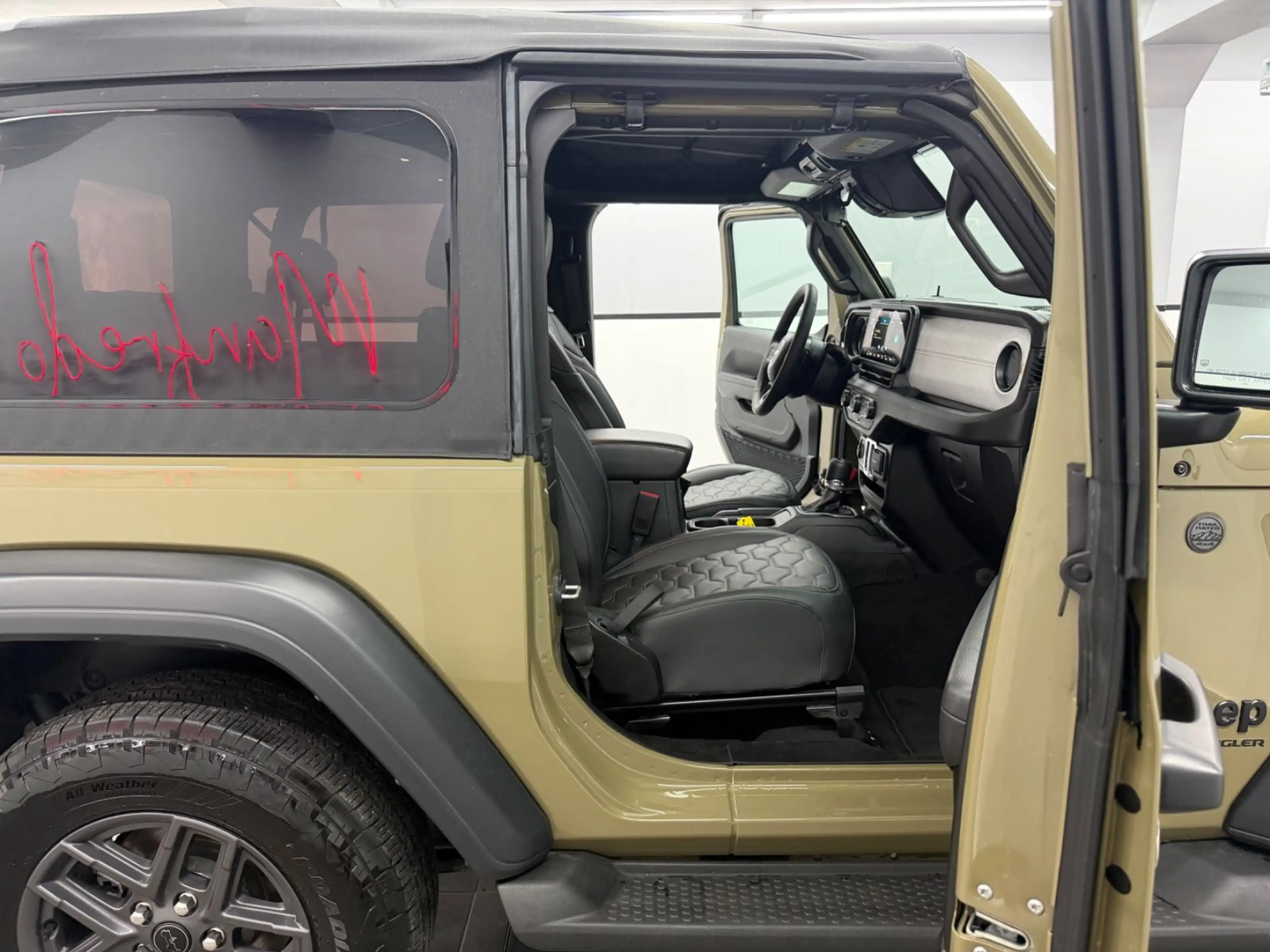 Jeep Wrangler 2.0 Aut. 4x4*2-Door*Sport S*Drab Olive* — photo 13