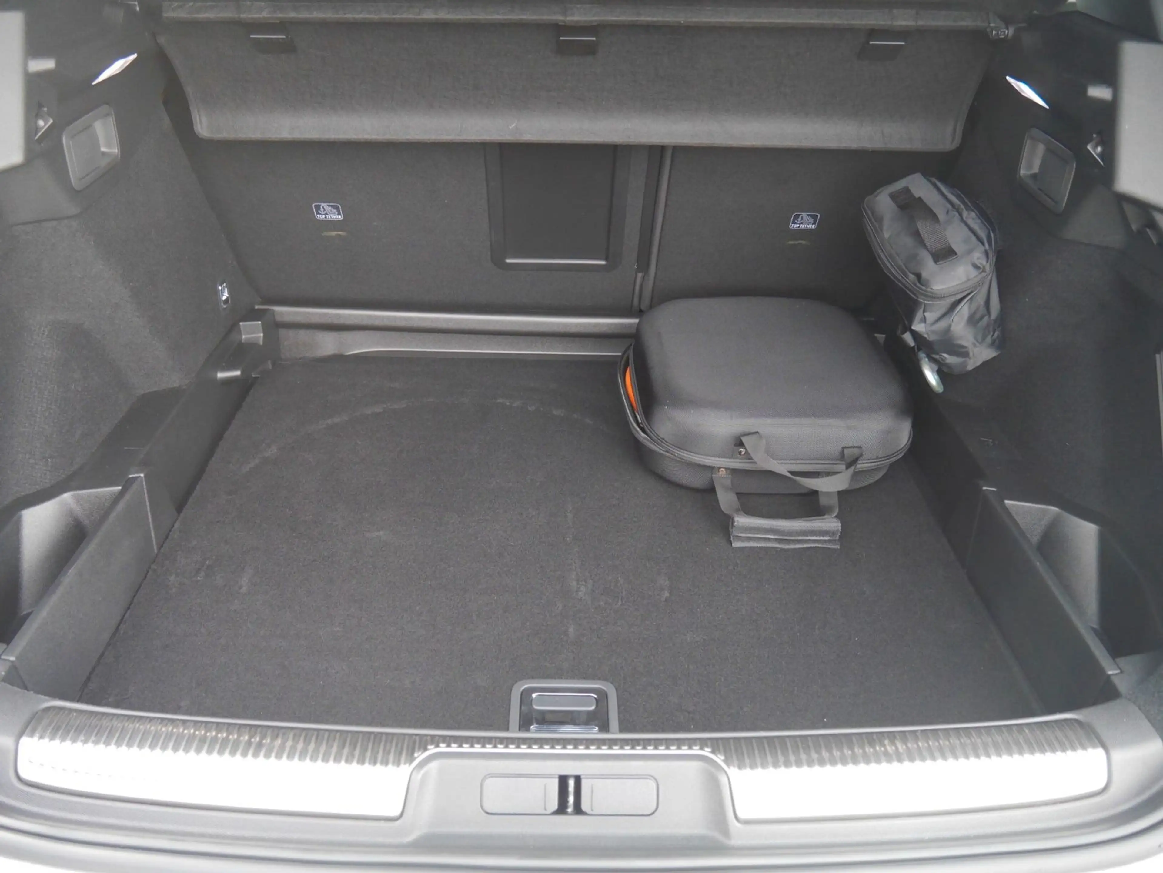 DS Automobiles DS 7 Crossback DS 7 E-Tense 225 Navi/APP/LED/PDC — photo 7