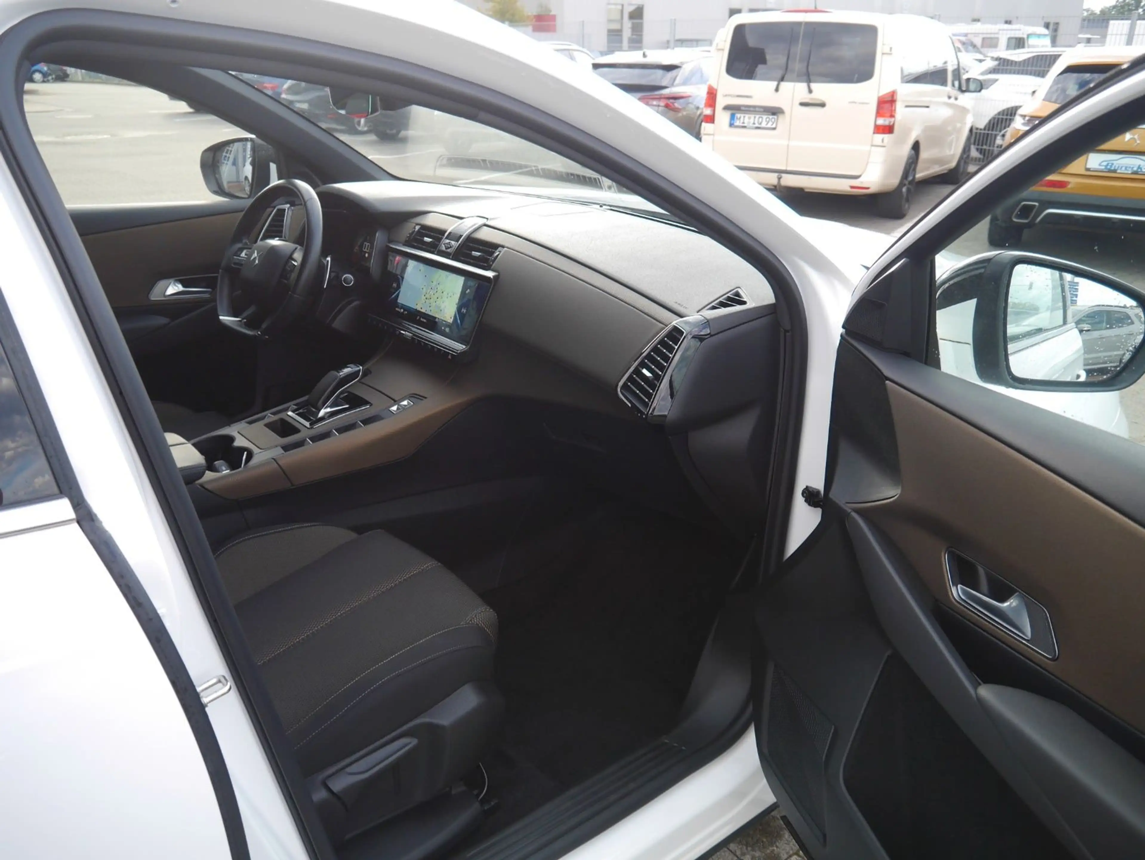 DS Automobiles DS 7 Crossback DS 7 E-Tense 225 Navi/APP/LED/PDC — photo 13