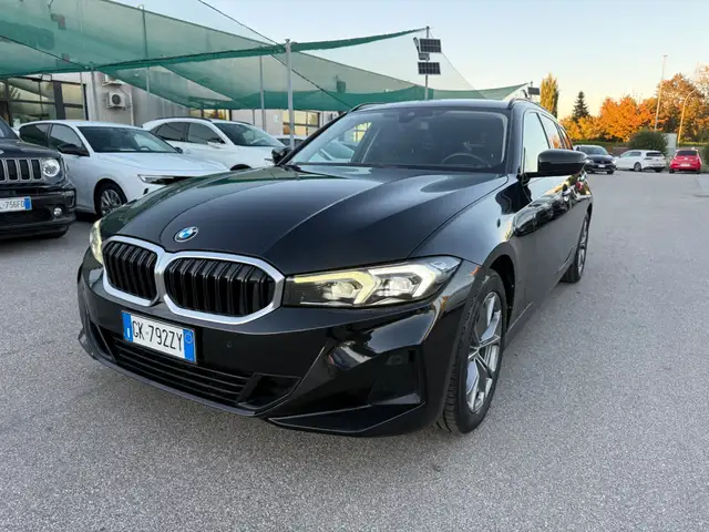 BMW 318 318d 48V Touring Sport