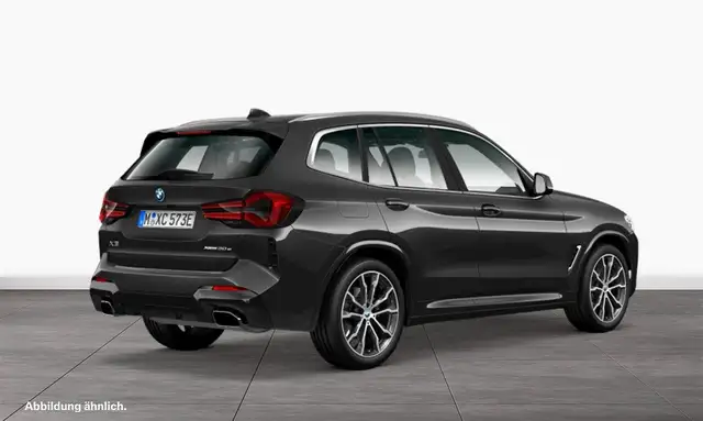 BMW X3 view 2
