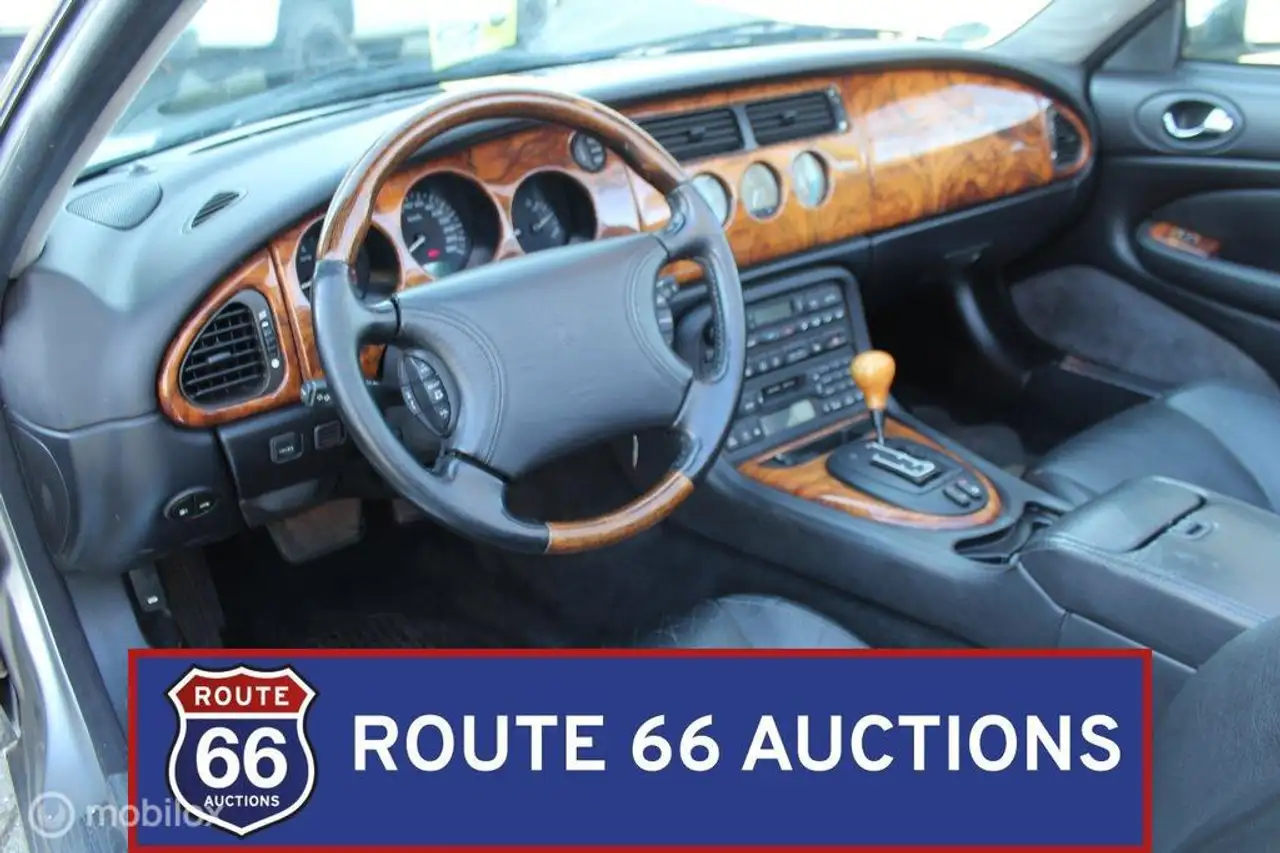 Jaguar XK8 4.0 Cabriolet | 1999 | Route 66 Auctions, foto 2