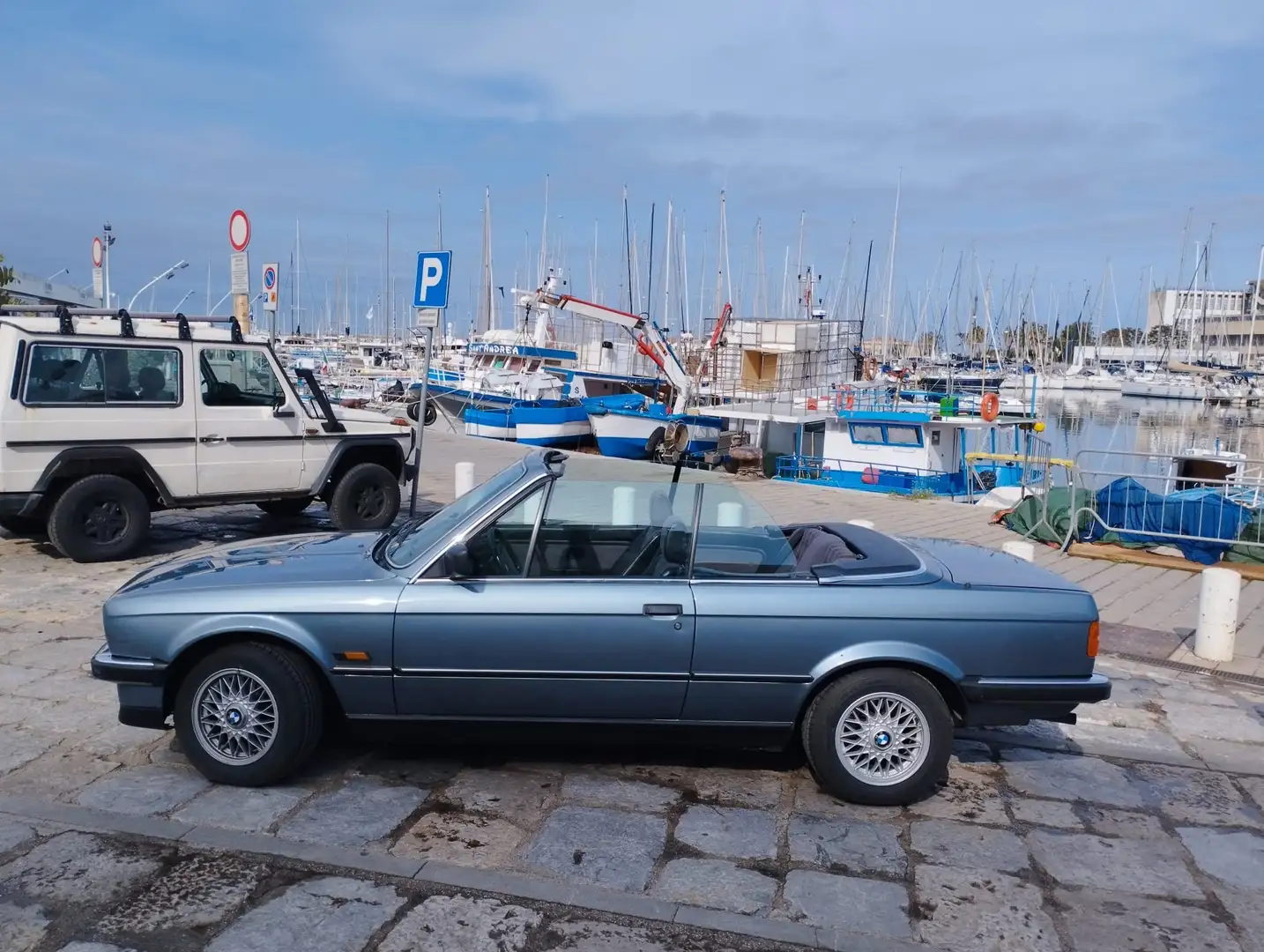 BMW 320 i Cabrio E30 Blu/Azzurro - 1