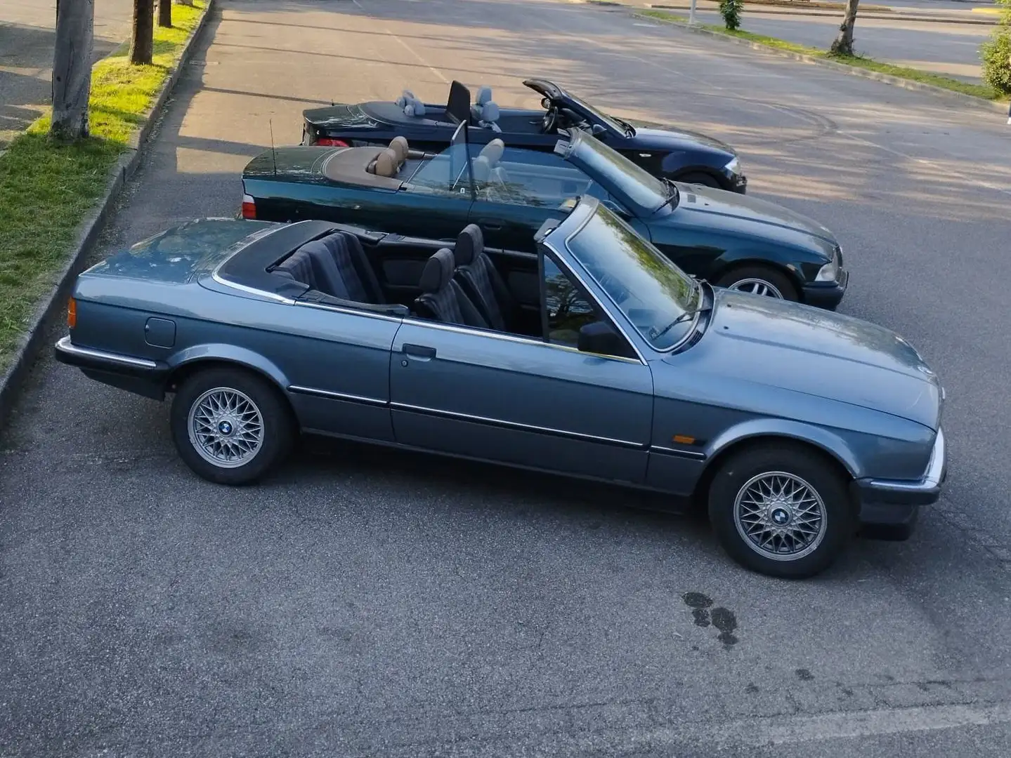 BMW 320 i Cabrio E30 Blu/Azzurro - 2
