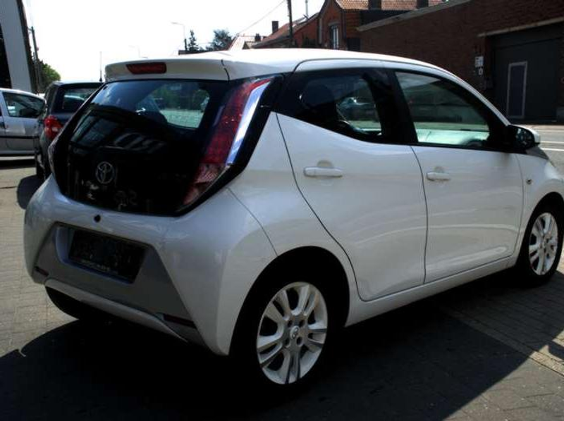 Toyota Aygo Aygo 1.0i VVT-i x-style AUTOMATIQUE*121511KM*GARANTIE 1 AN* — photo 4