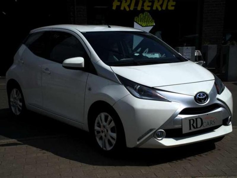 Toyota Aygo Aygo 1.0i VVT-i x-style AUTOMATIQUE*121511KM*GARANTIE 1 AN* — photo 3