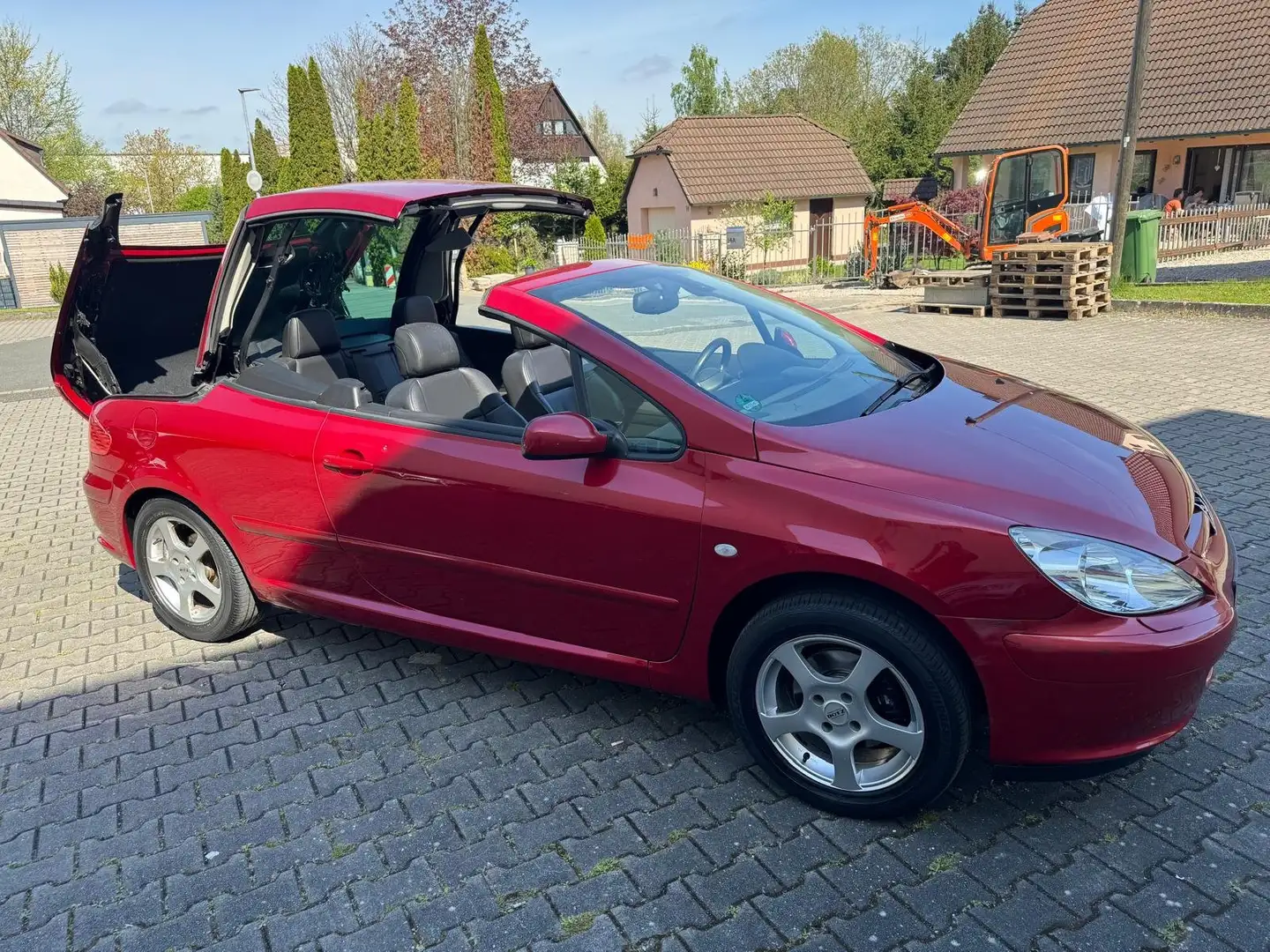 Peugeot 307 Basis Червоний - 1