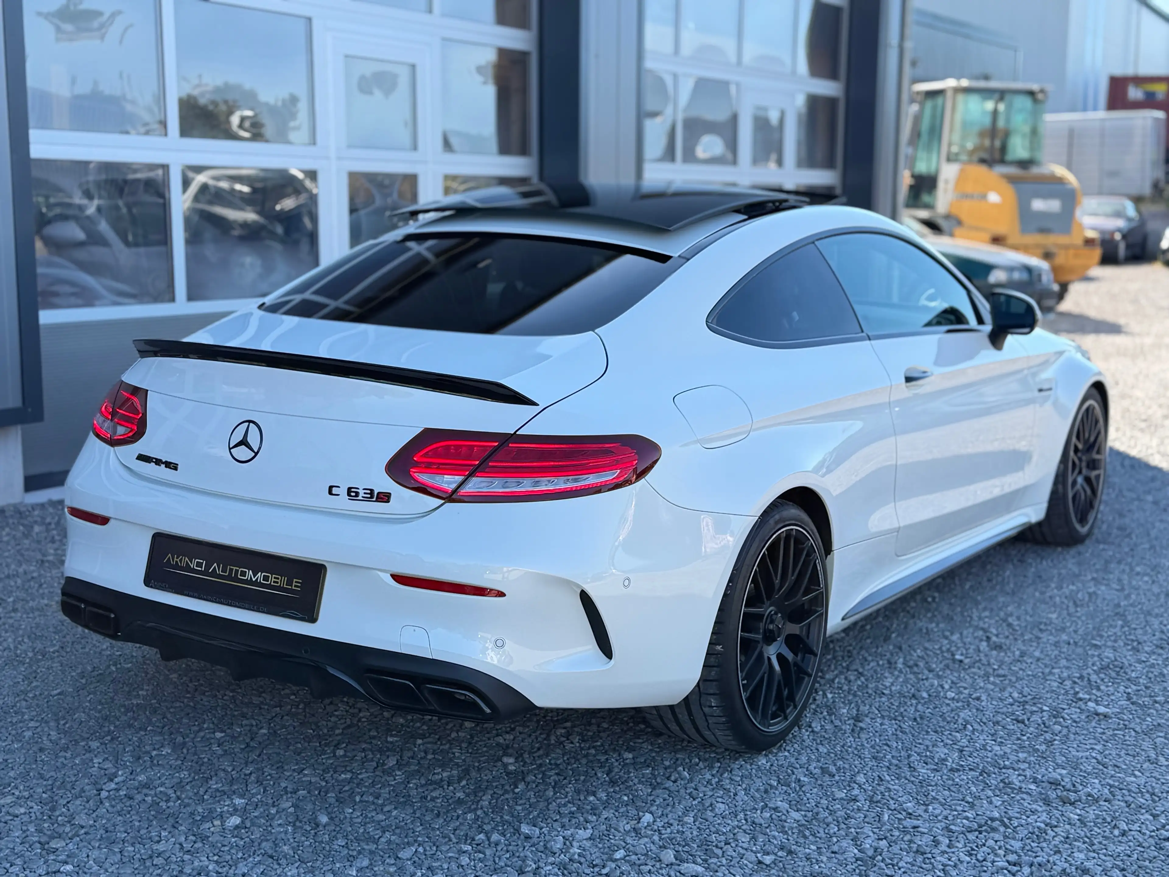 Mercedes-Benz C 63 AMG C 63 S AMG Coupe *TOP*nonOPF!*Garantie*Performance-Abgassanlage* — photo 11