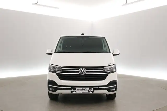 Volkswagen Transporter view 8