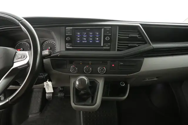 Volkswagen Transporter view 12