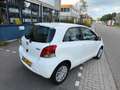 Toyota Yaris 1.3 VVTi Aspiration ((( AUTOMAAT ))) airco apk tot Blanc - thumbnail 3