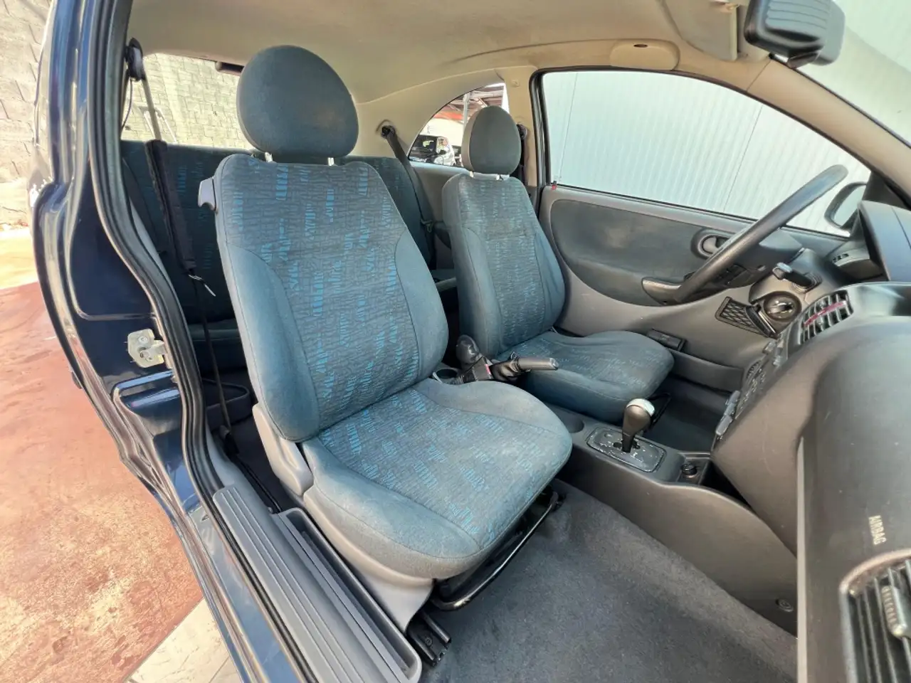 Opel Corsa 1.2 16v Comfort Easytronic, foto 12