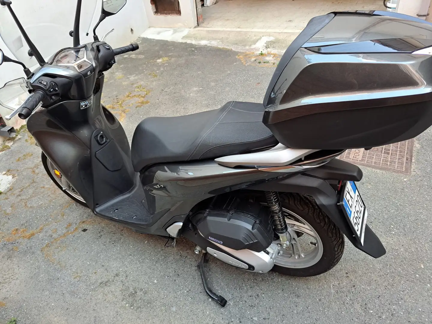 Honda SH 150 Сірий - 2