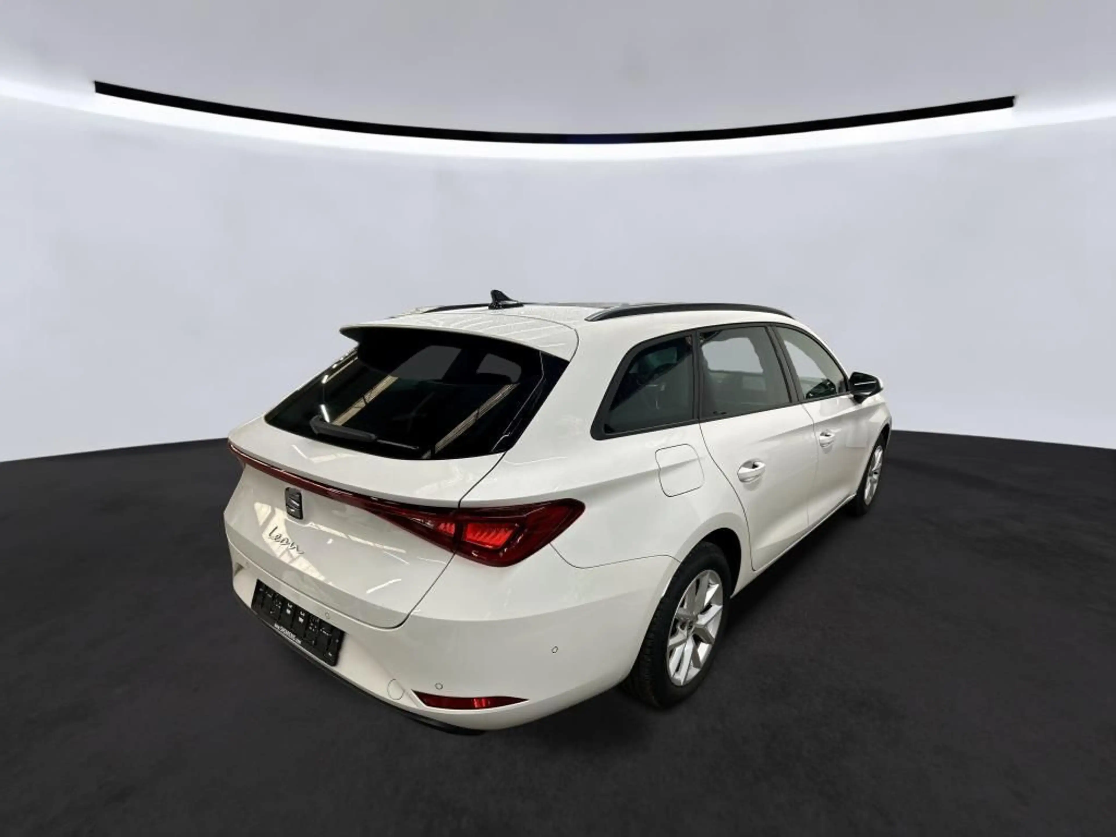 SEAT Leon Sportstourer 2.0 TDI Style LED/Pano/SHZ/Kam — photo 3