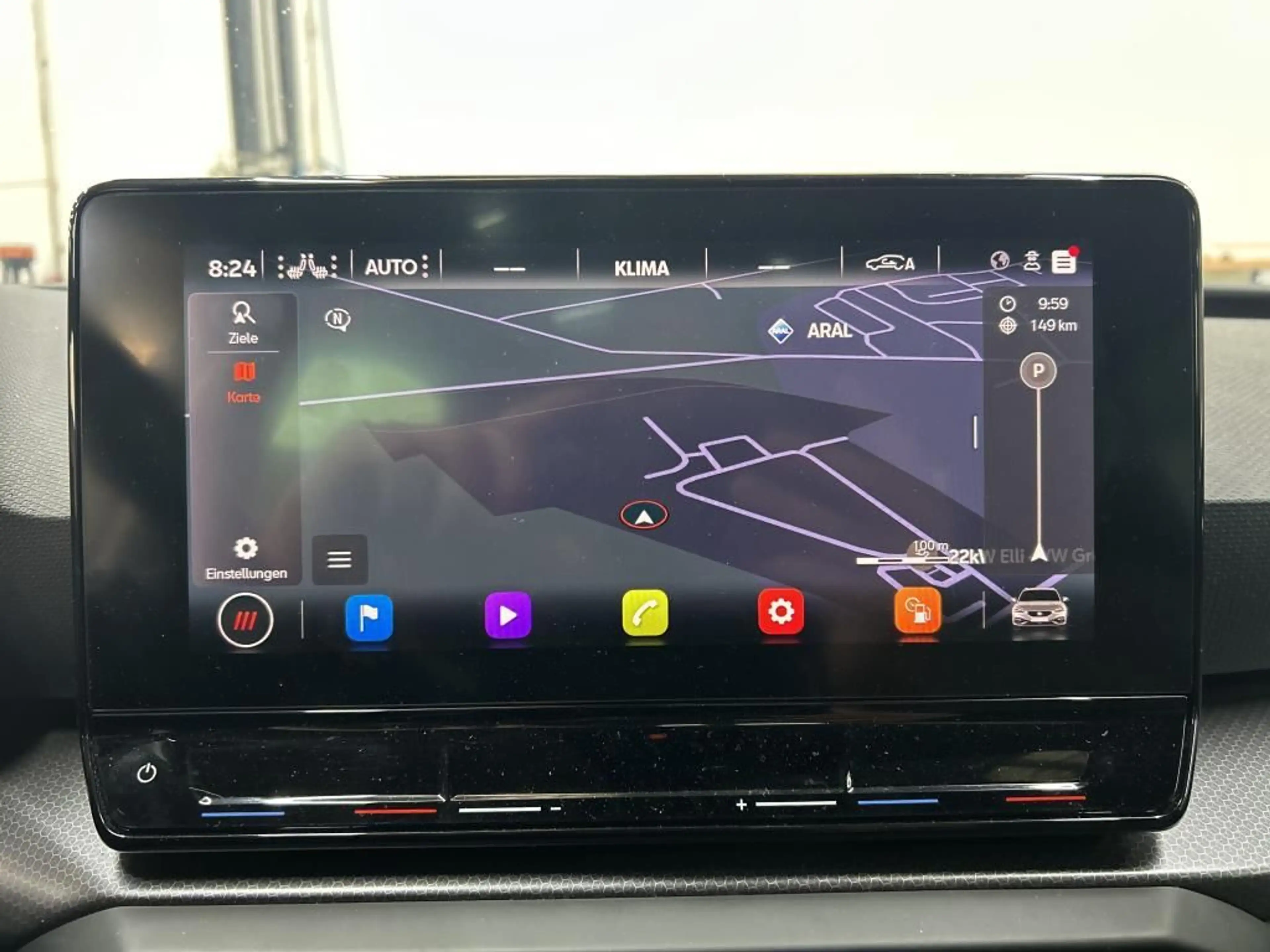 SEAT Leon Sportstourer 2.0 TDI Style LED/Pano/SHZ/Kam — photo 9