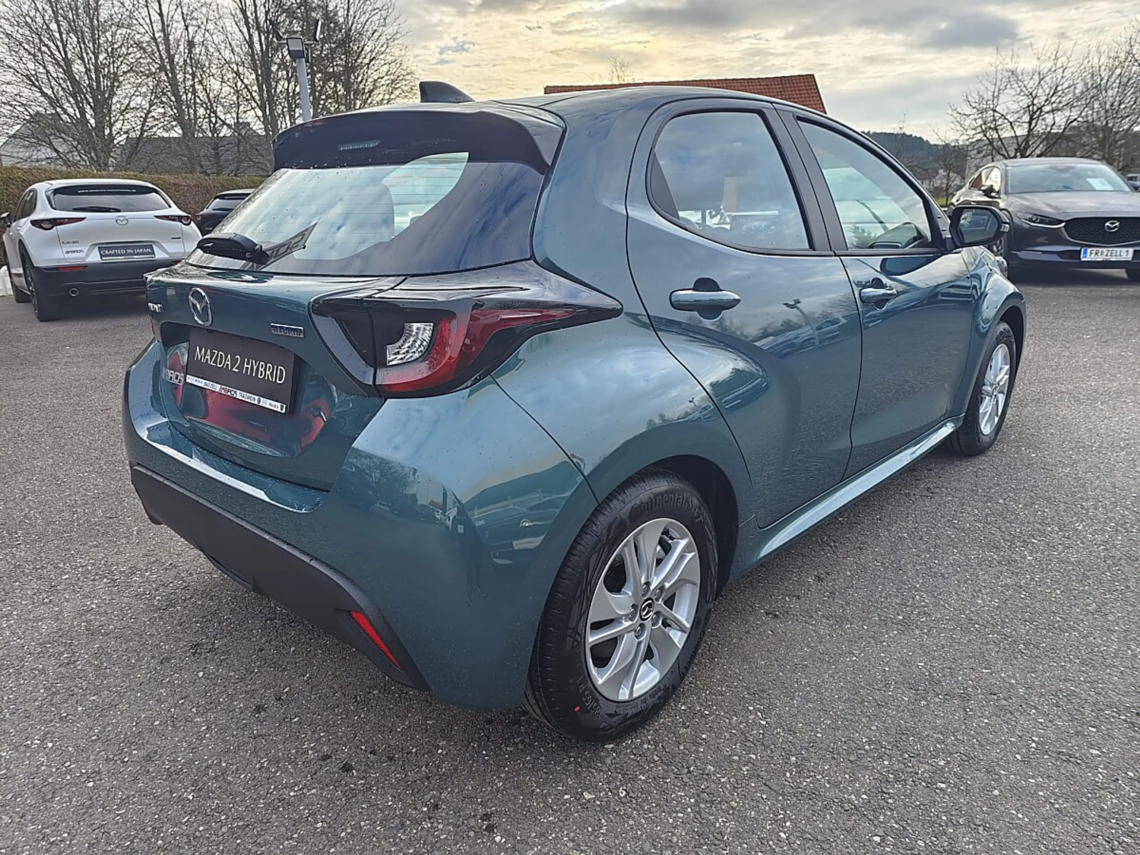 Mazda 2 Mazda2 Hybrid Centre Line Automatik VORFÜHRWAGE... — photo 2