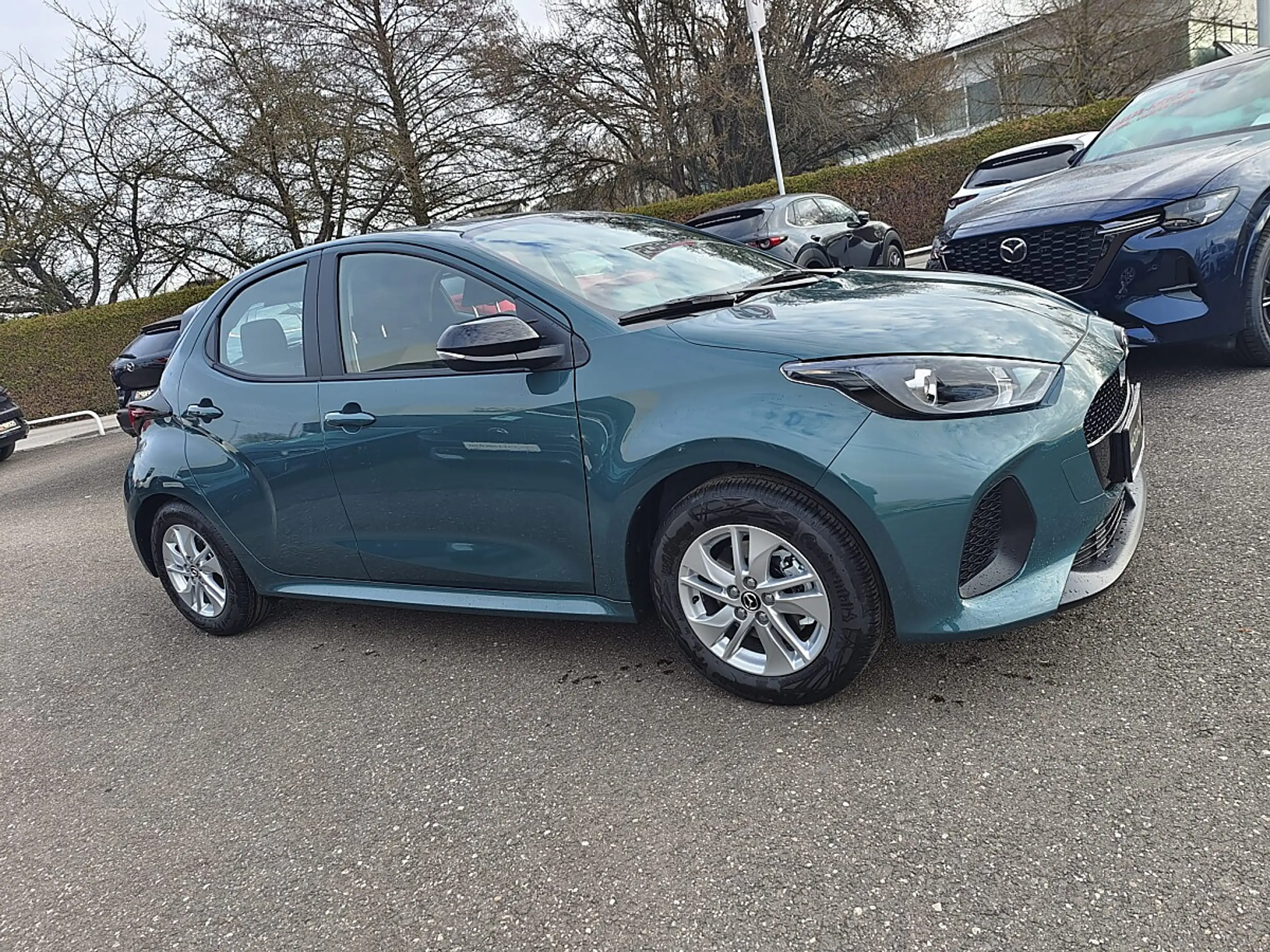 Mazda 2 Mazda2 Hybrid Centre Line Automatik VORFÜHRWAGE... — photo 7