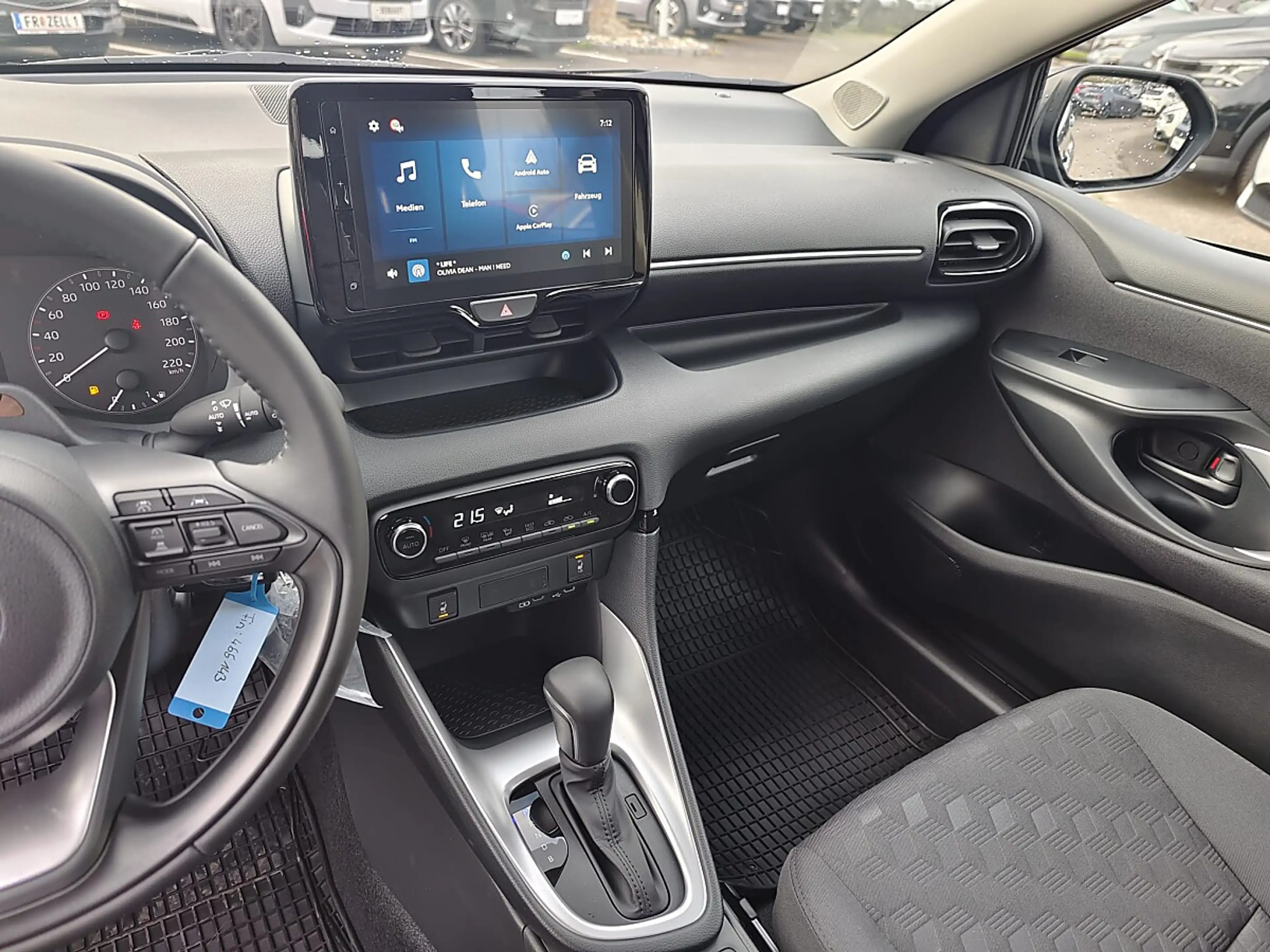 Mazda 2 Mazda2 Hybrid Centre Line Automatik VORFÜHRWAGE... — photo 14