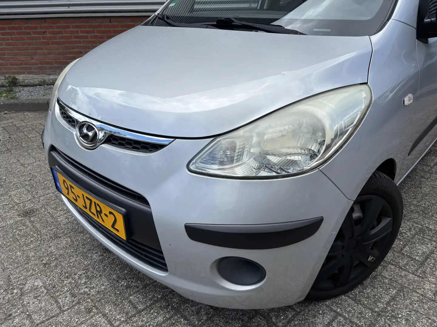 Hyundai i10 1.1 Active Cool | Inruil Koopje | Apple CarPlay | Grijs - 2