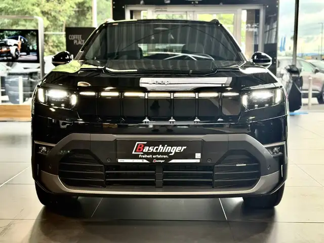 Jeep Compass view 2