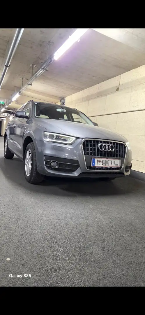 Audi Q3 2.0 TDI - 1