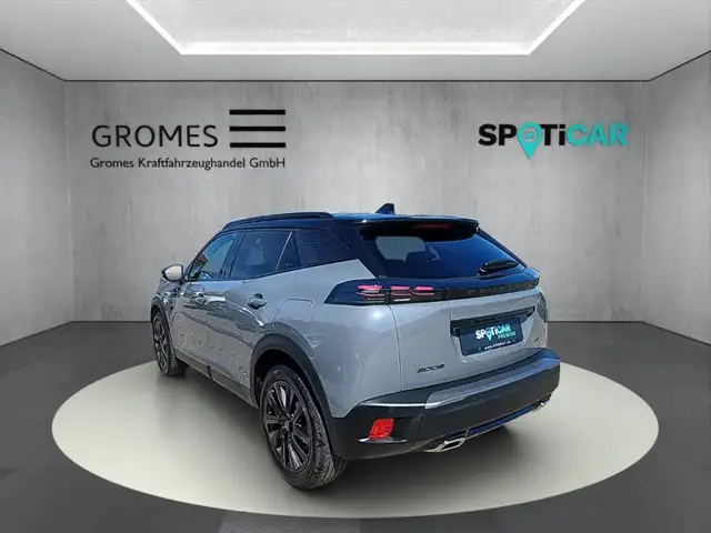 Peugeot 2008 view 5