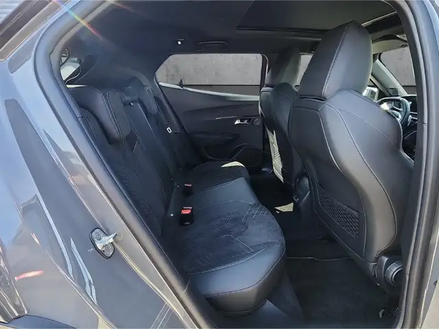 Peugeot 2008 view 14
