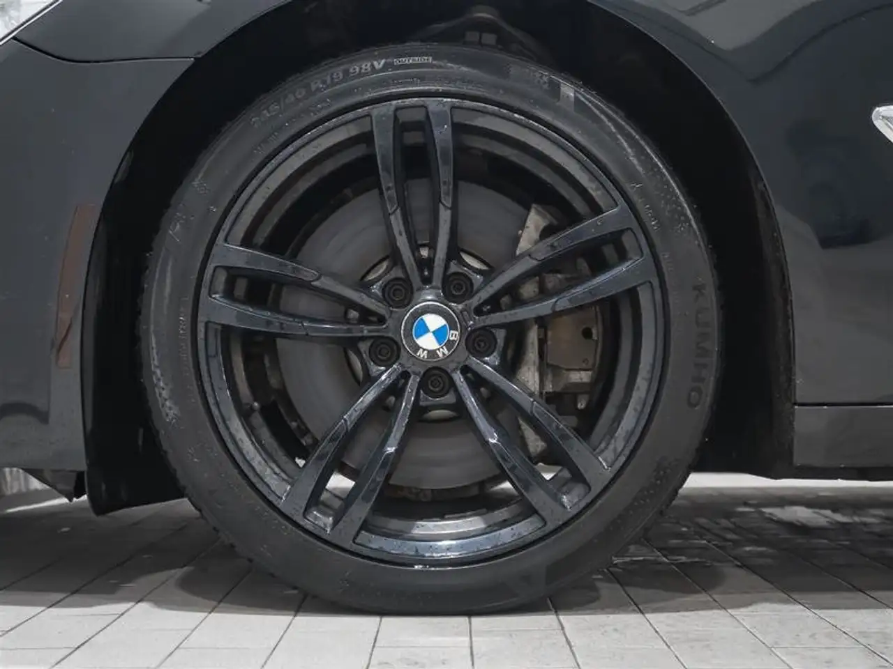 BMW 7 Series снимка BMW 7 Series