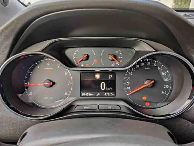 Opel Crossland X view 12