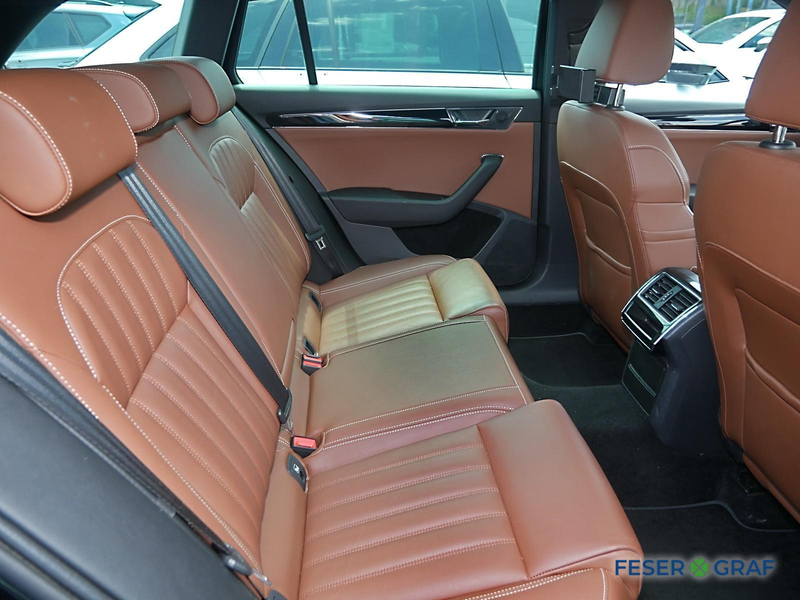 Skoda Superb Combi Laurin & Klement 2.0 TDI NAVI,KAMERA,ACC — photo 6