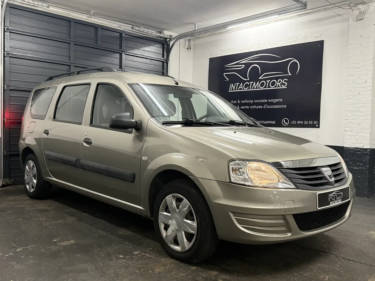 Dacia Logan Logan MCV 1.4i 5pl. Goud - 1