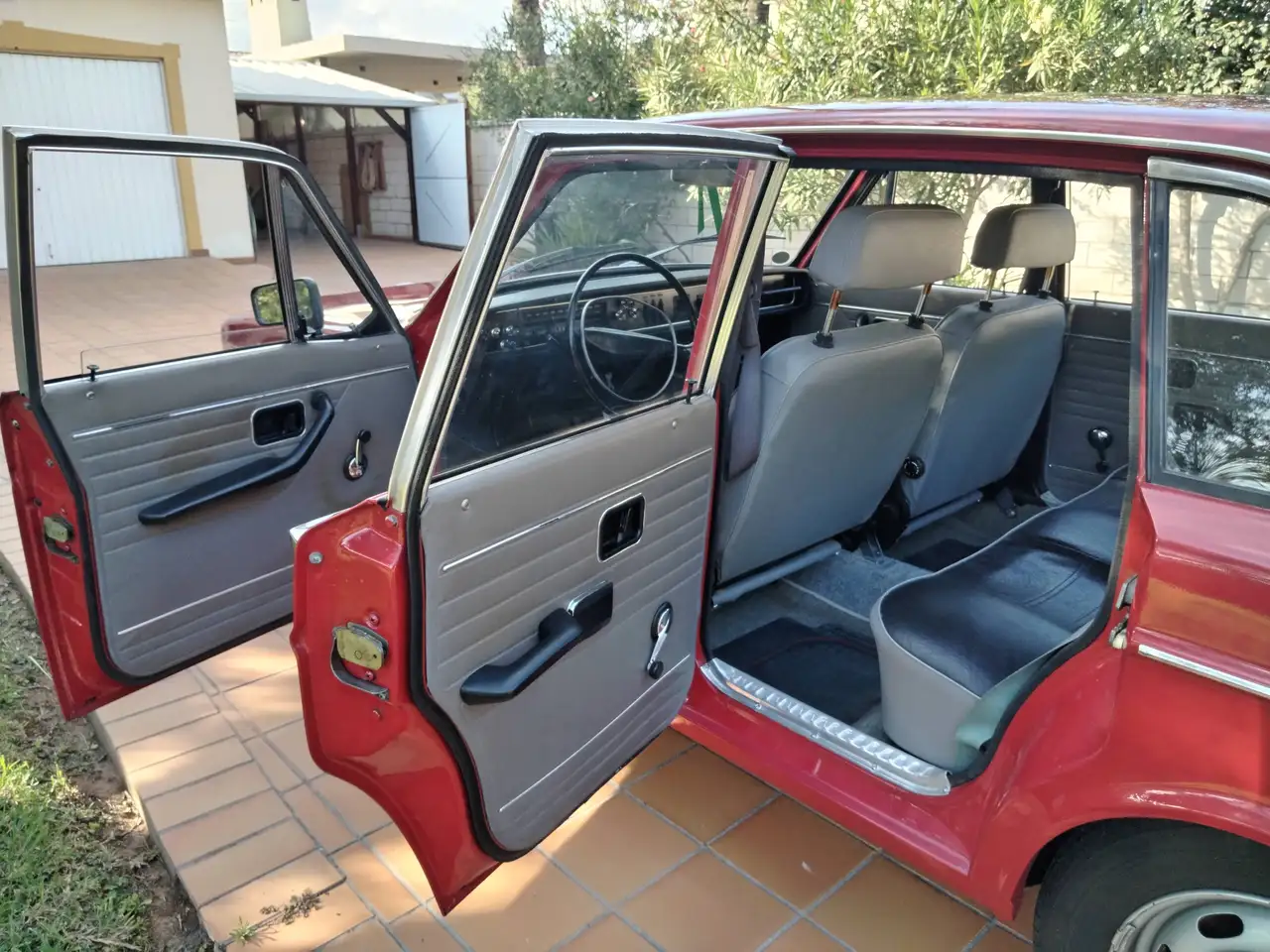 Volvo 240 144, foto 9