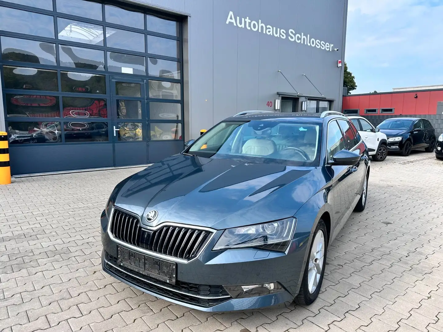 Skoda Superb Combi Style Gris - 1
