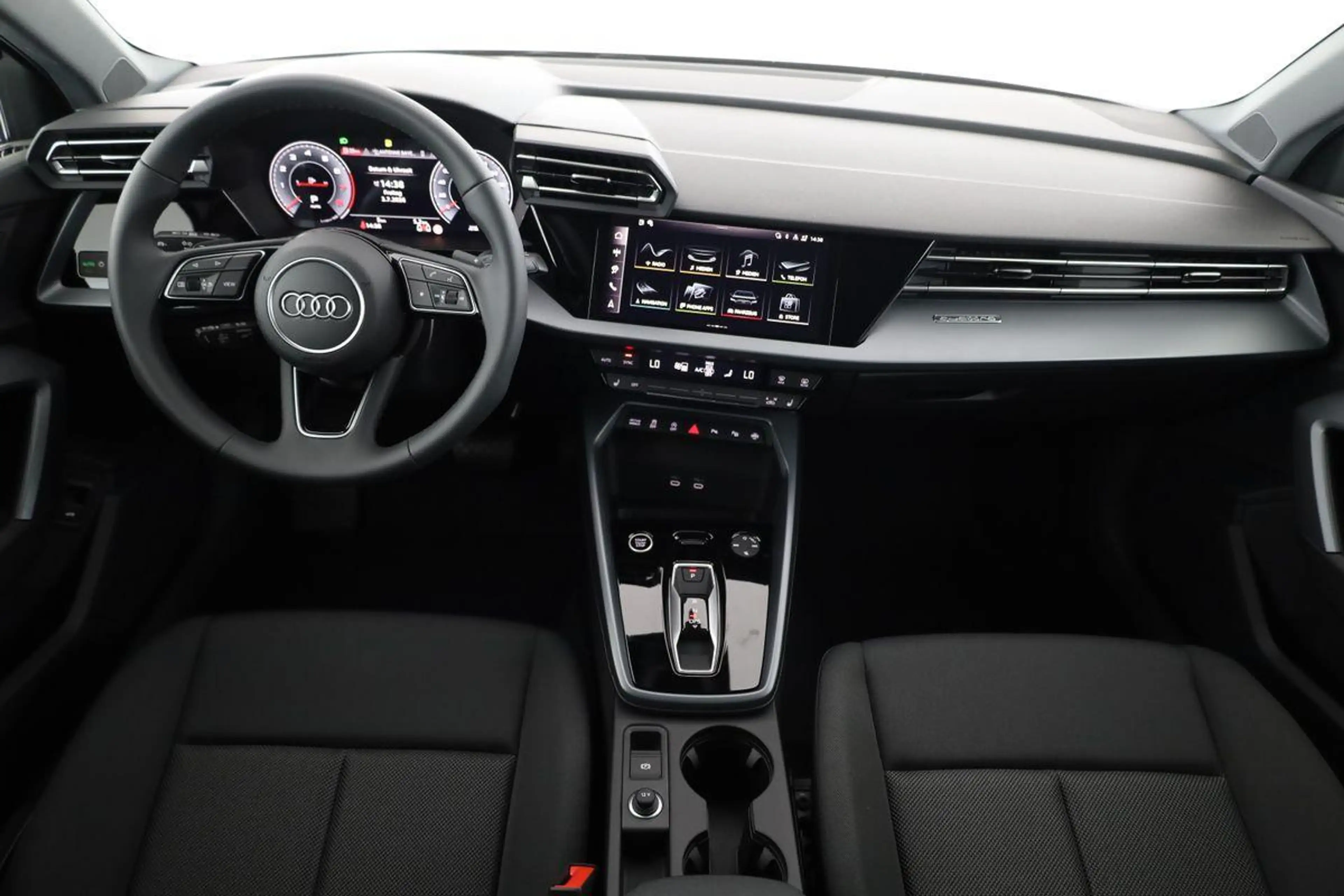 Audi A3 Sportback TFSI quattro 150 kW S line S-LINE, Na... — photo 4