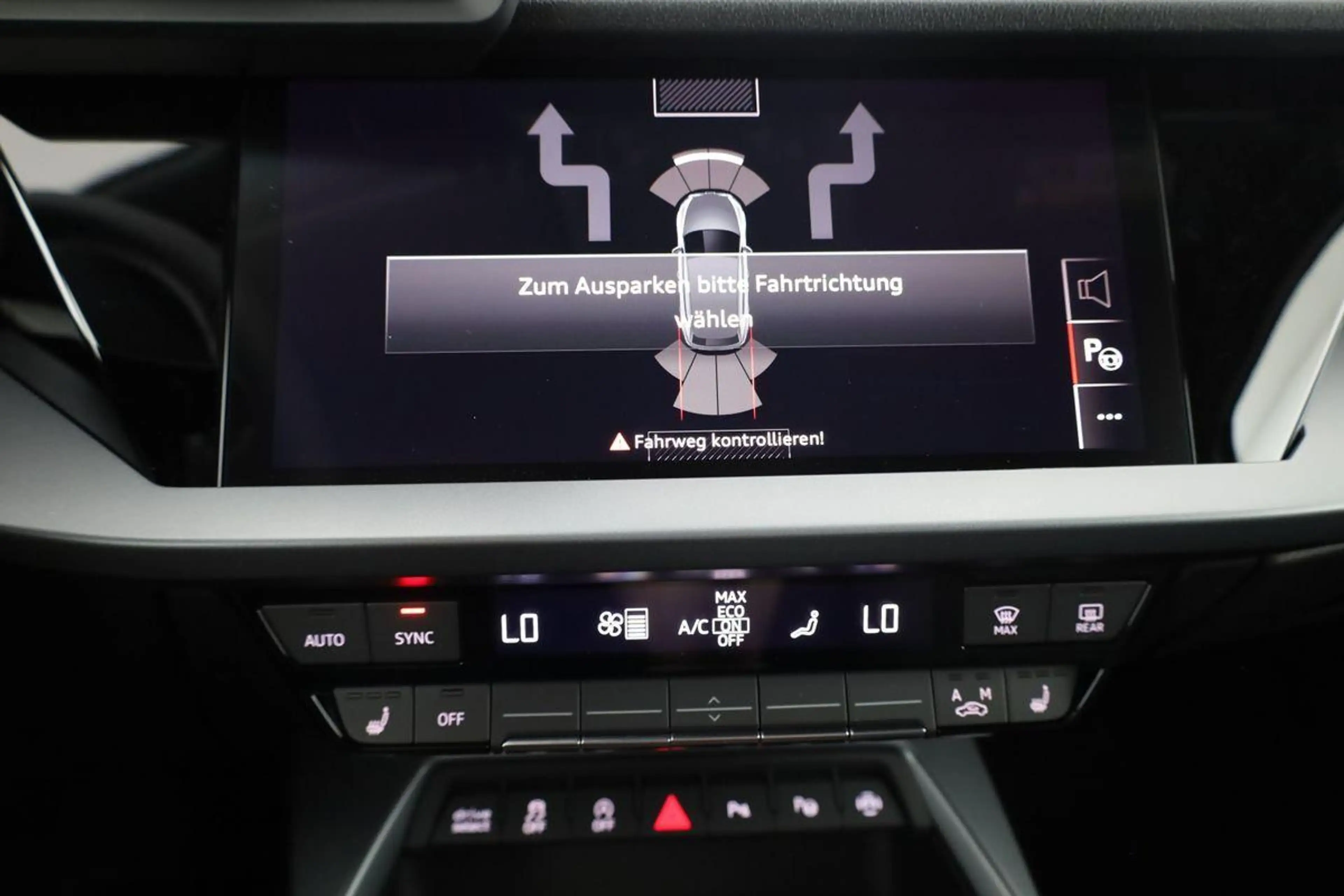 Audi A3 Sportback TFSI quattro 150 kW S line S-LINE, Na... — photo 6