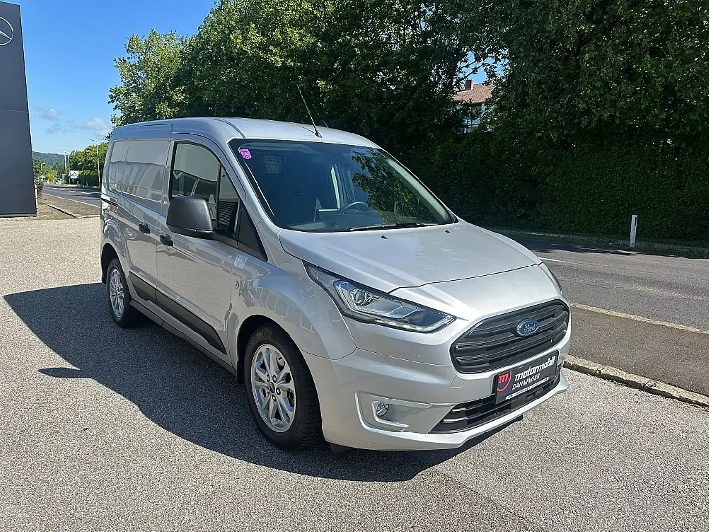 Ford Transit Connect L1 HP 240 1,5 Ecoblue Trend Aut. Plateado - 2