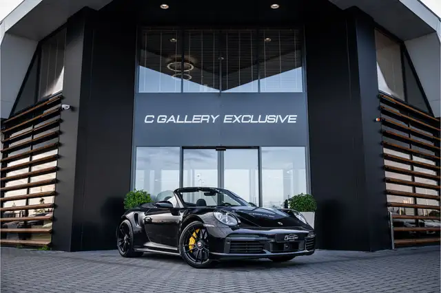 Porsche 992 main image
